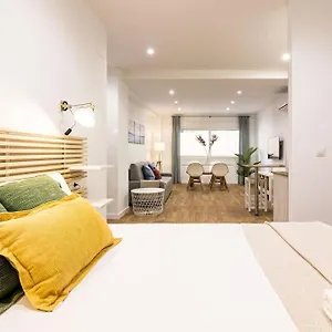https://malagueta-roomalaga-by-bossh-apartments.hotelsinnerja.org
